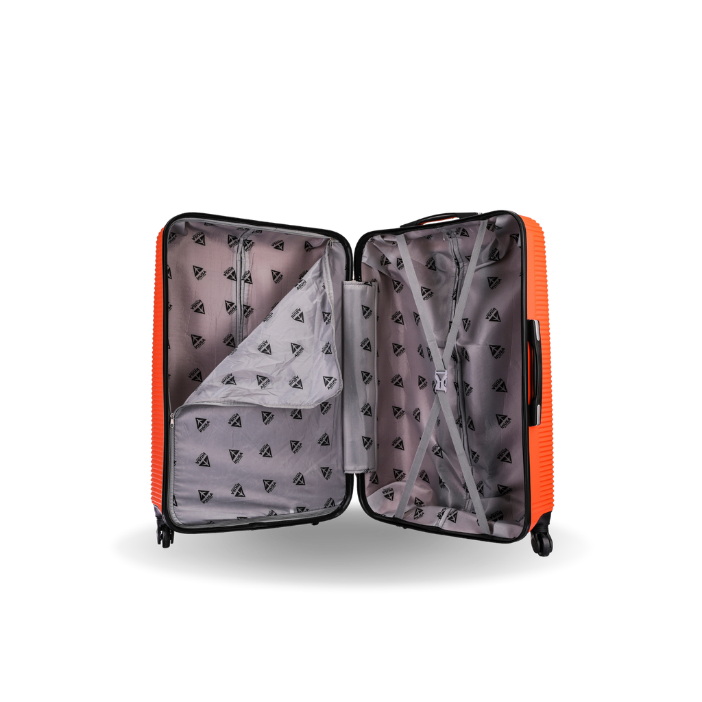 InUSA Royal 32" Hardside Spinner Luggage