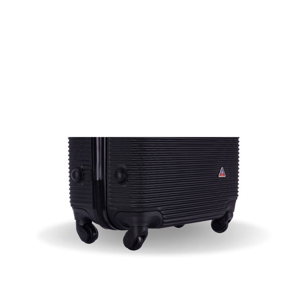 InUSA Royal 32" Hardside Spinner Luggage