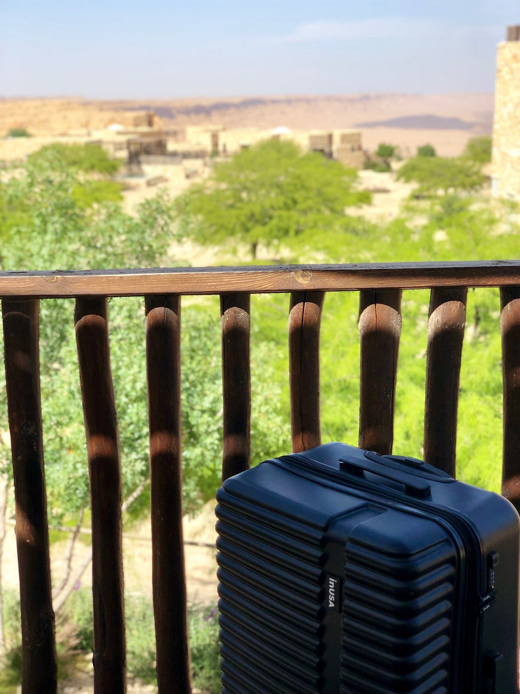 InUSA Ally 20" Hardside Carry-On Spinner Luggage
