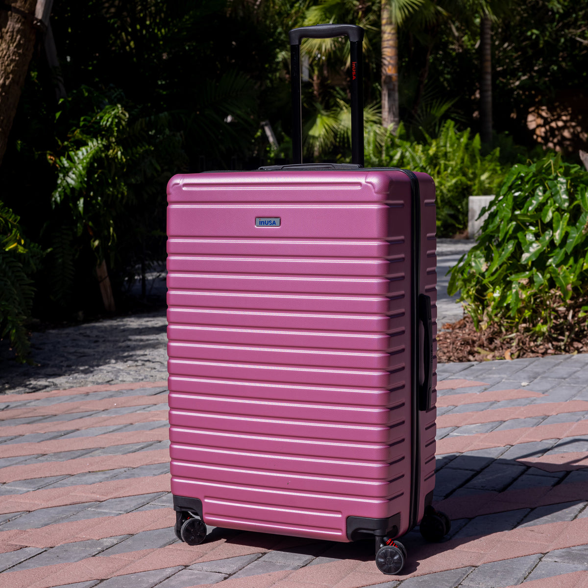 InUSA Deep 28" Hardside Spinner Suitcase