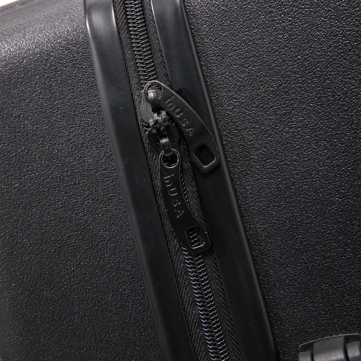 InUSA Drip 28-Inch Hardside Spinner Checked Suitcase