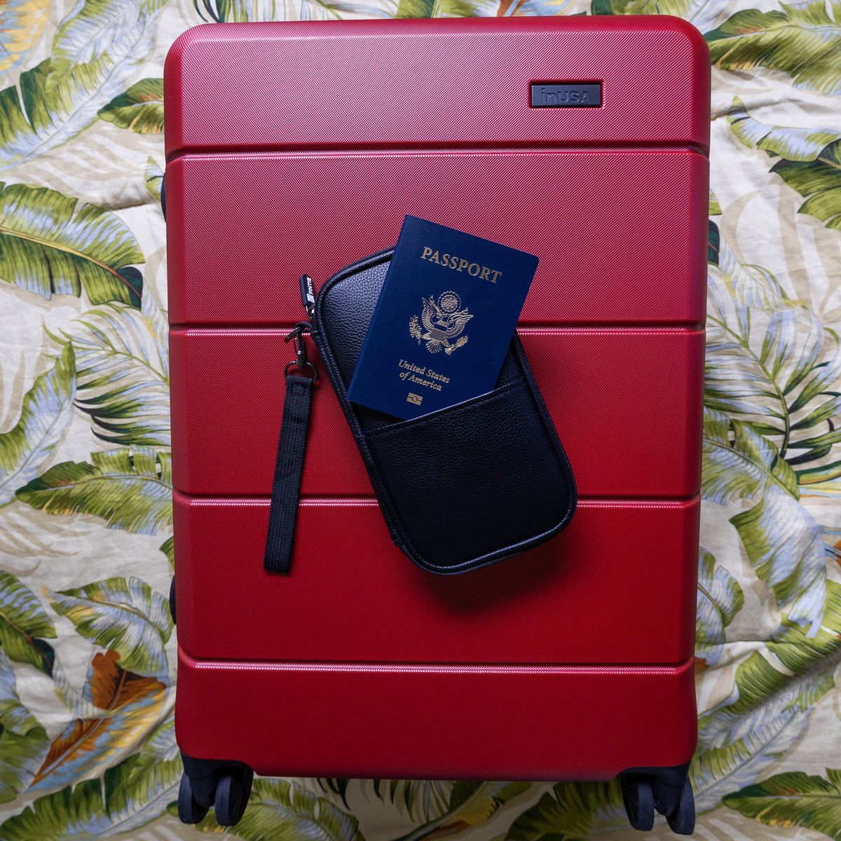 InUSA Elysian 28" Hardside Checked Suitcase