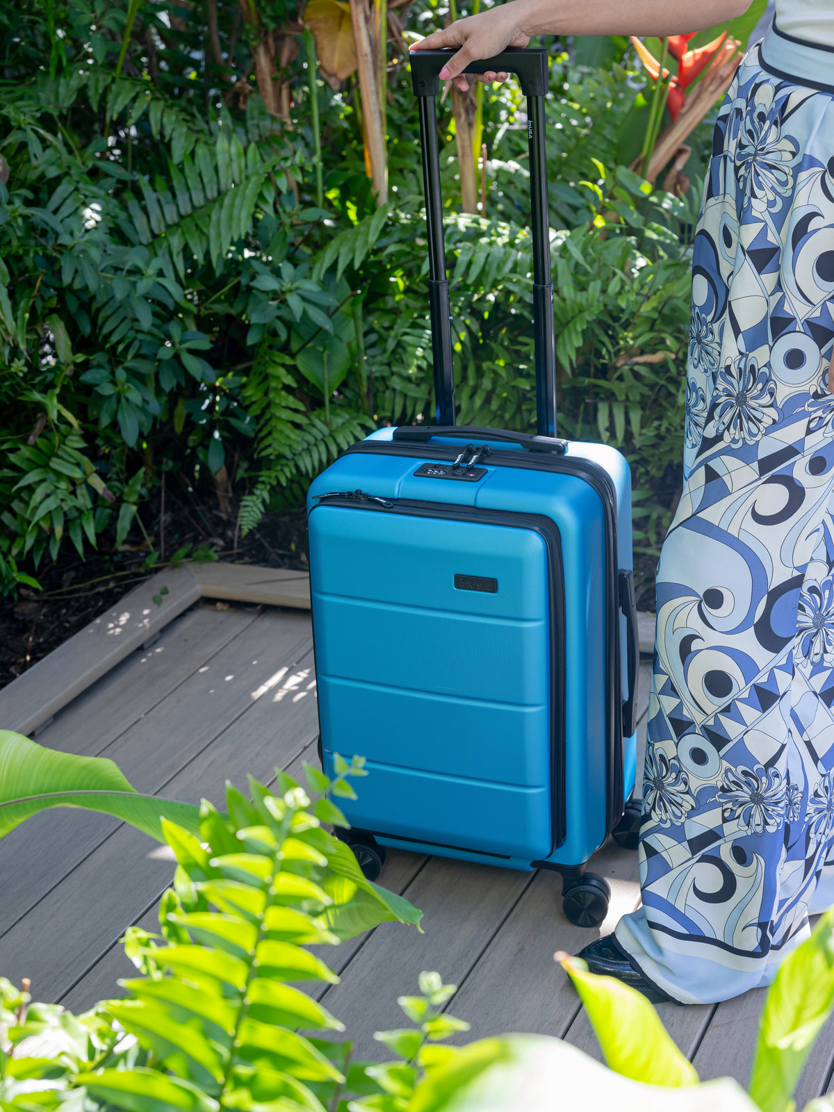 InUSA Elysian 20" Hardside Carry-On Luggage