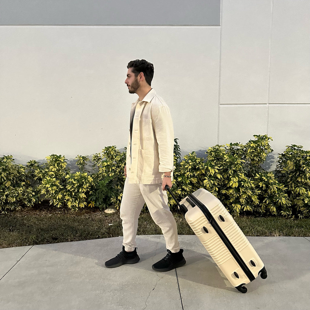 InUSA Resilience 28" Hardside Spinner Suitcase